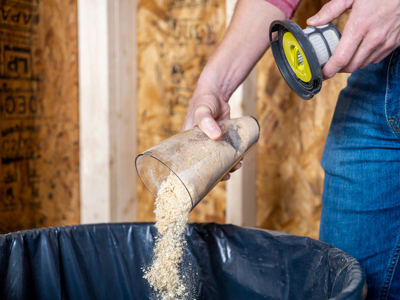 Easy to Empty Dust Cup