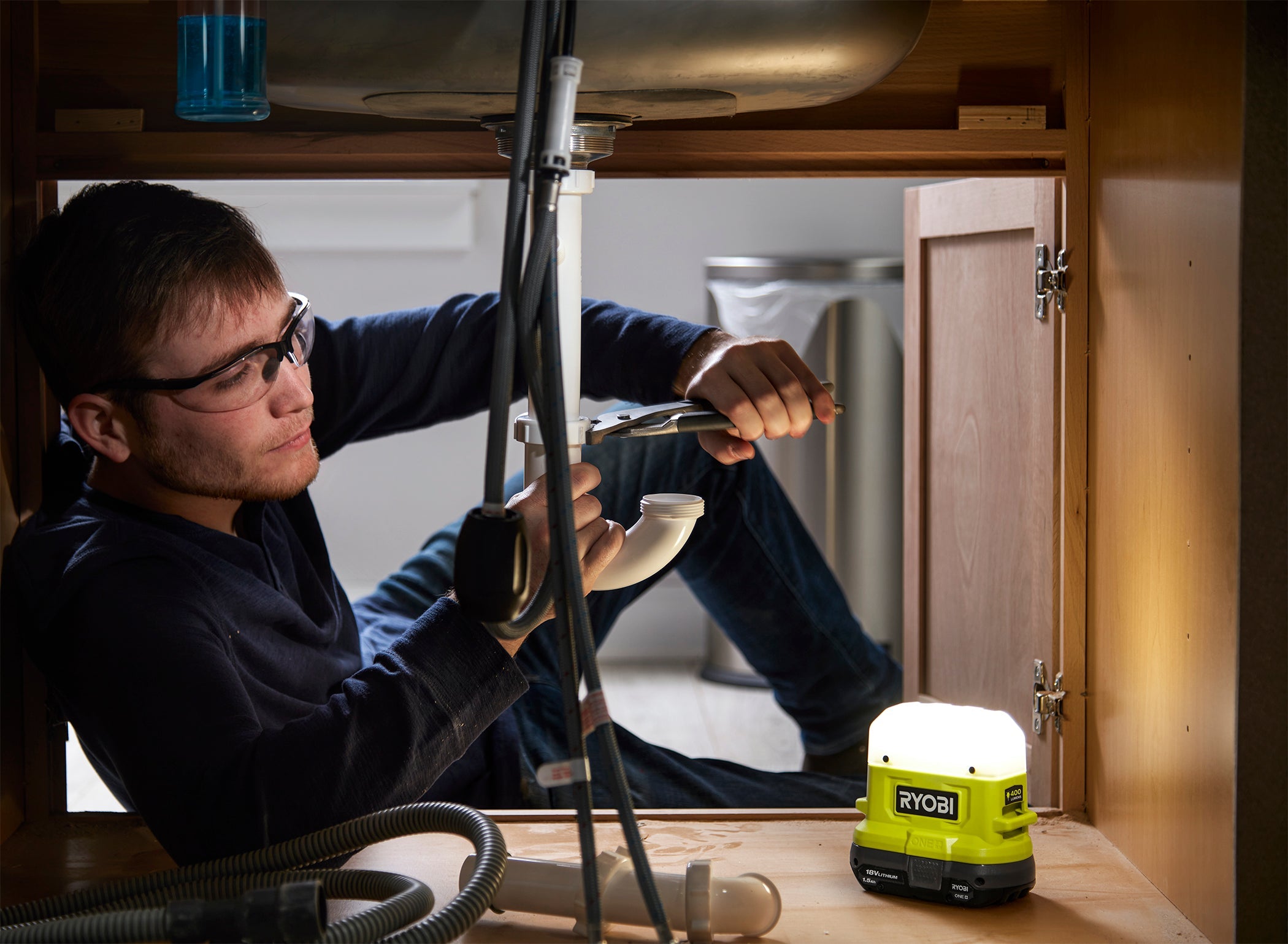18V ONE+ LED Compact Area Light (Tool Only) – RYOBI Tools Canada
