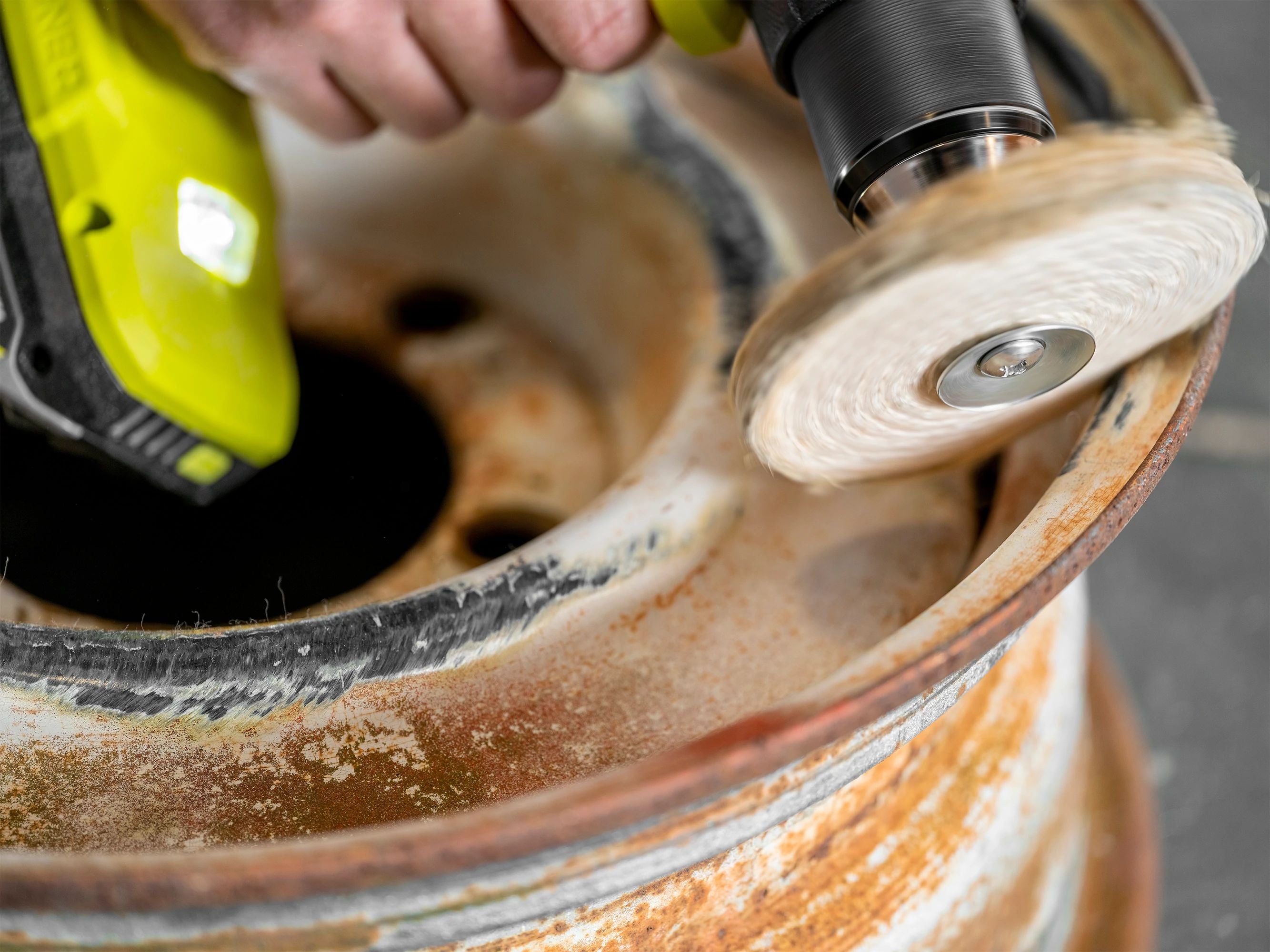 4 PC. 4" Buffing and Polishing Wheel Set Image 6