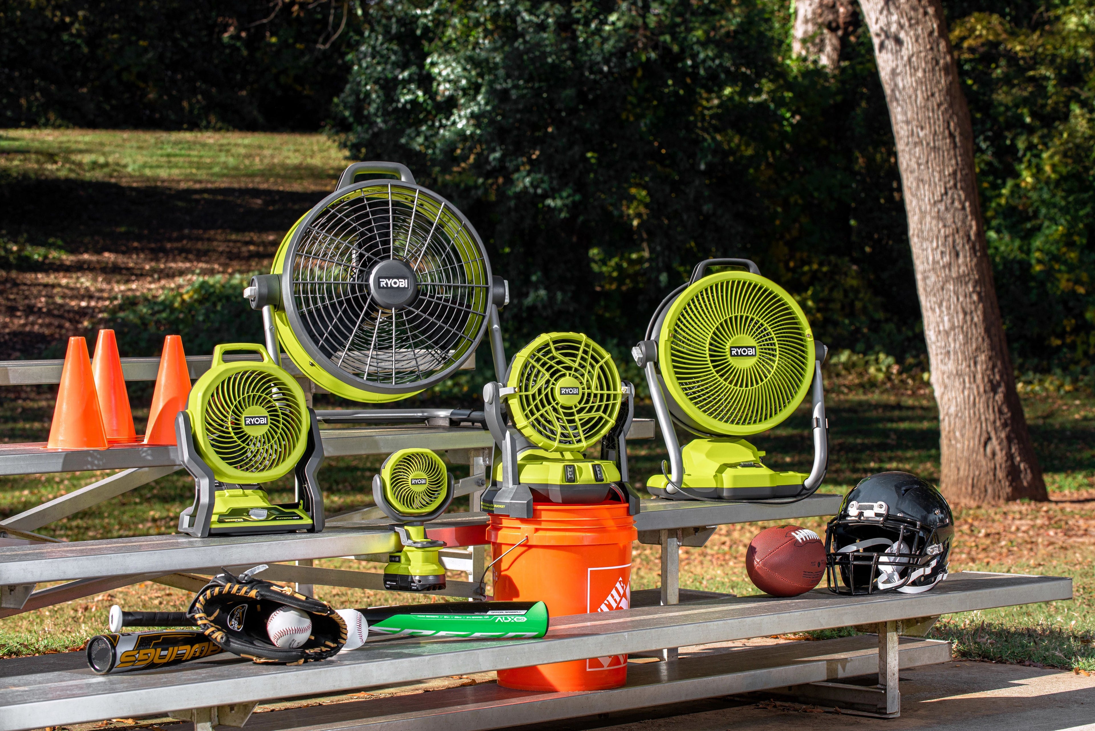 18V ONE+ WHISPER SERIES 7.5" BUCKET TOP MISTING FAN Image 12