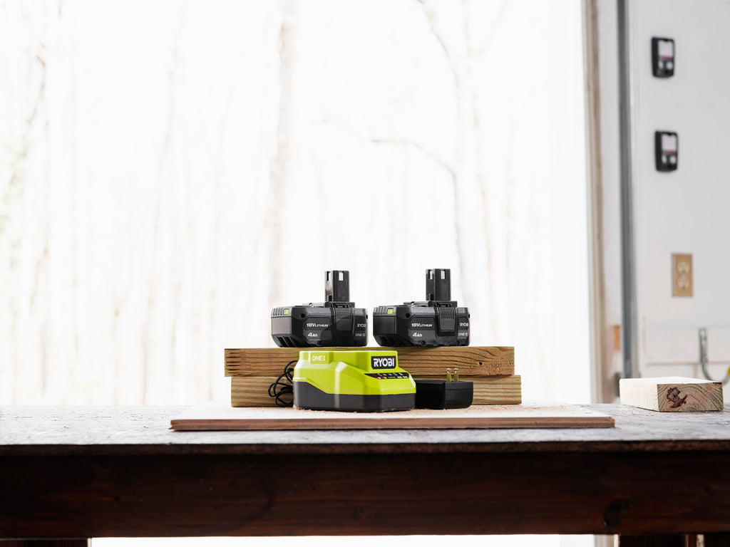 18V ONE+ CHARGER Image 3