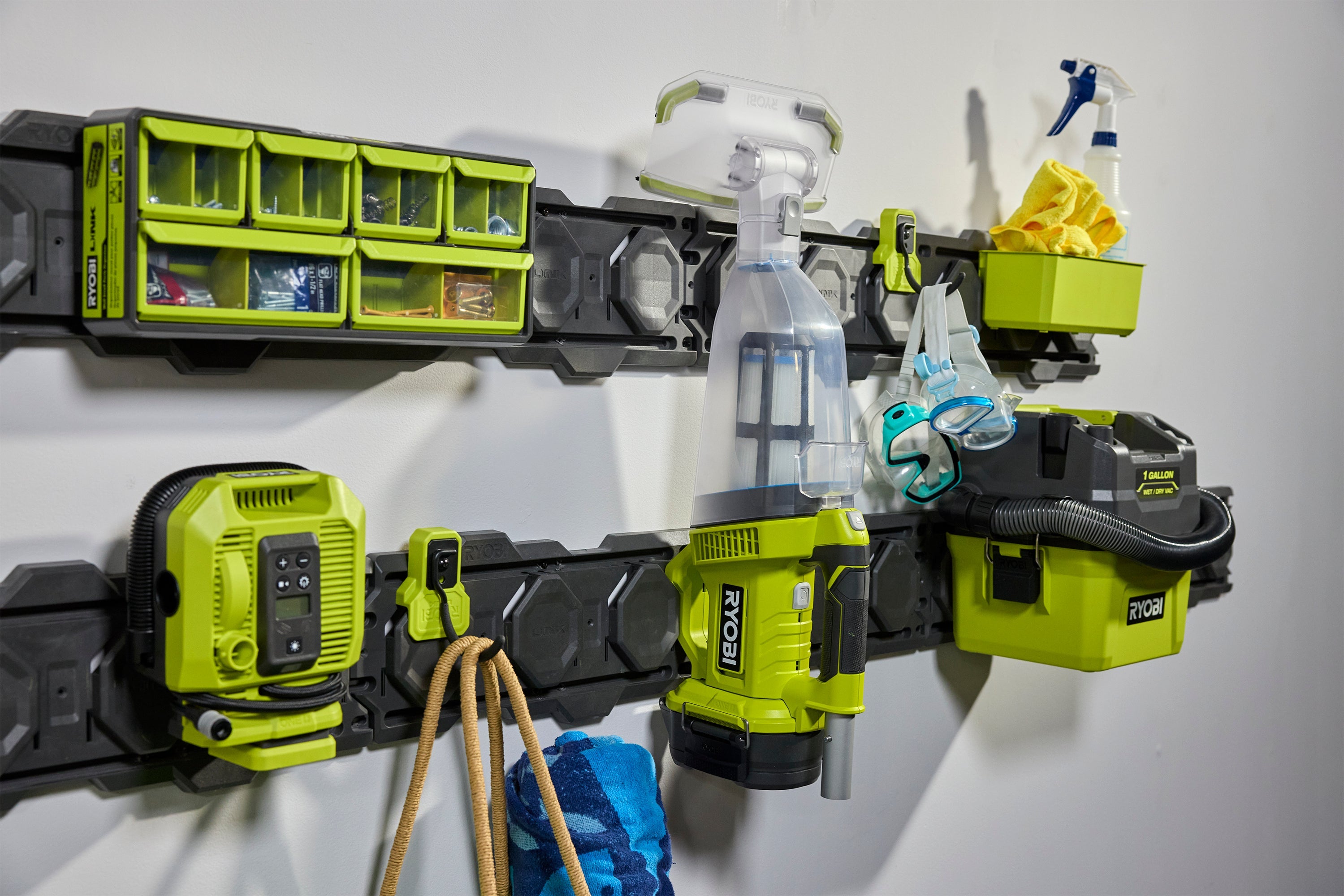 18V ONE+ Pool Vacuum Kit