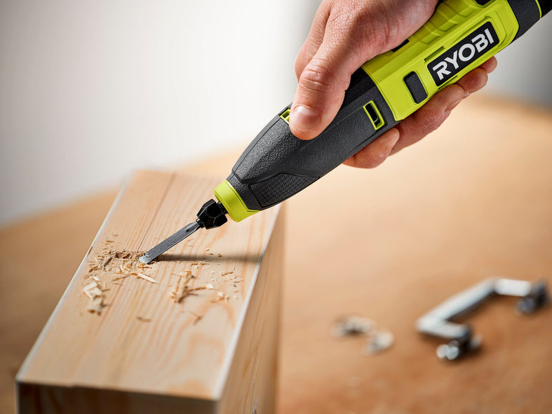 The Straight Chisel Blade