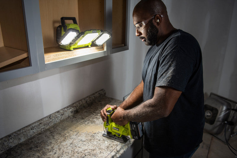 18V ONE+ HYBRID LED PANEL LIGHT Image 11