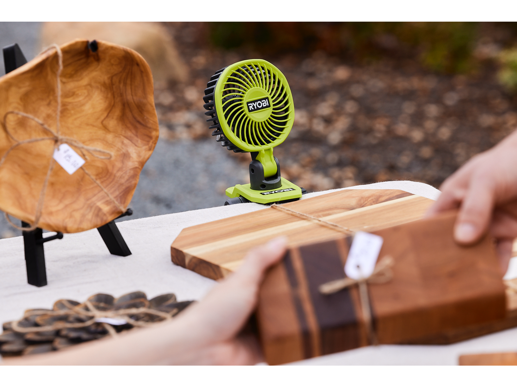 USB LITHIUM CLAMP FAN KIT Image 10