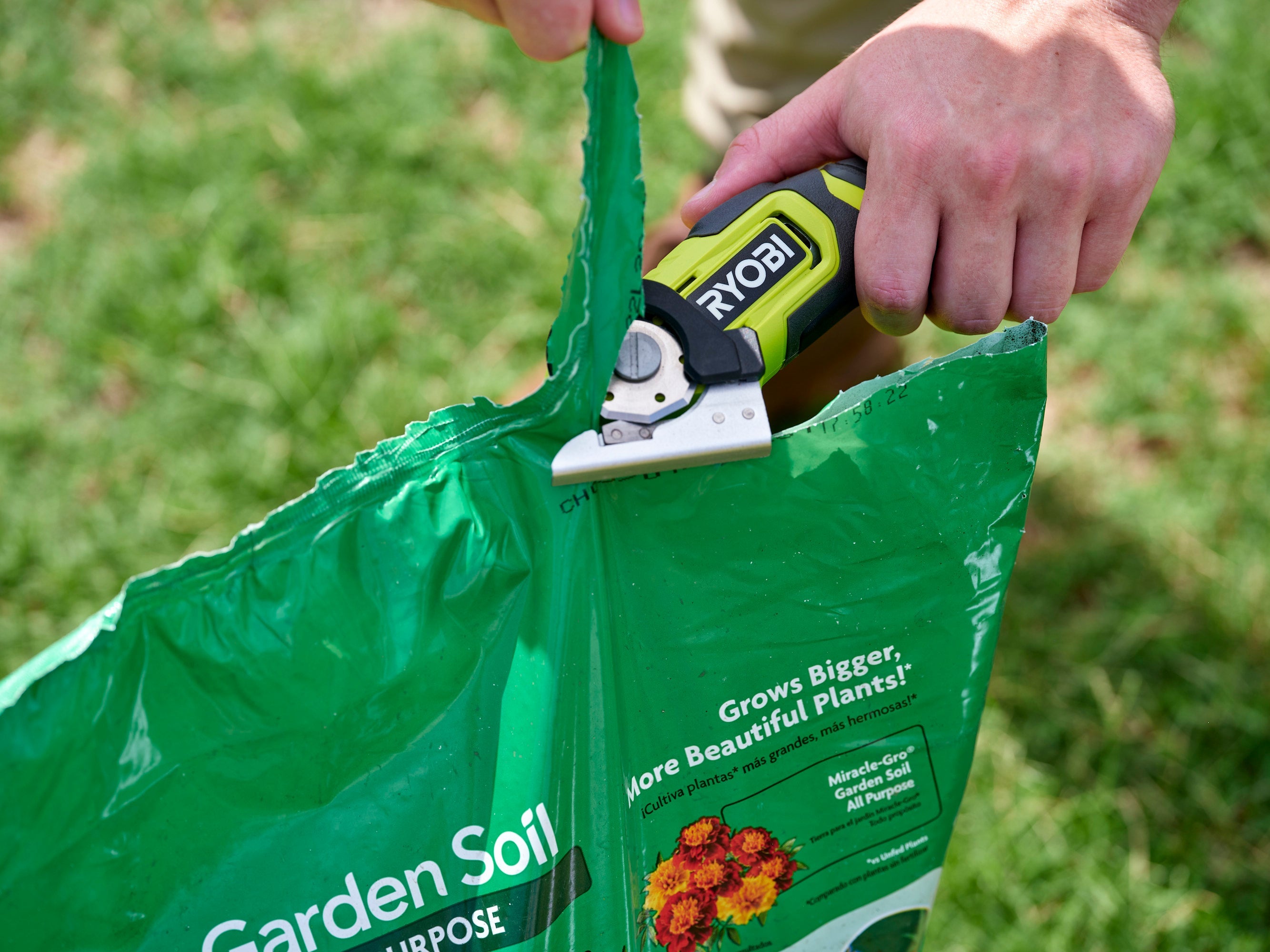 USB LITHIUM POWER CUTTER KIT Image 11