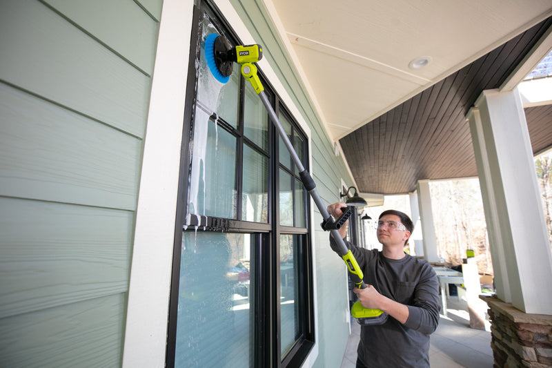 Telescoping Body Allows For Extended Reach