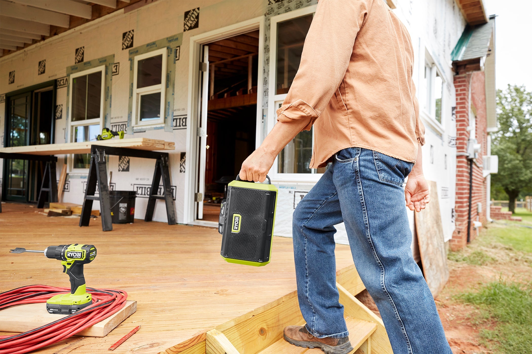 18V ONE+ Speaker with Bluetooth® Wireless Technology Image 6