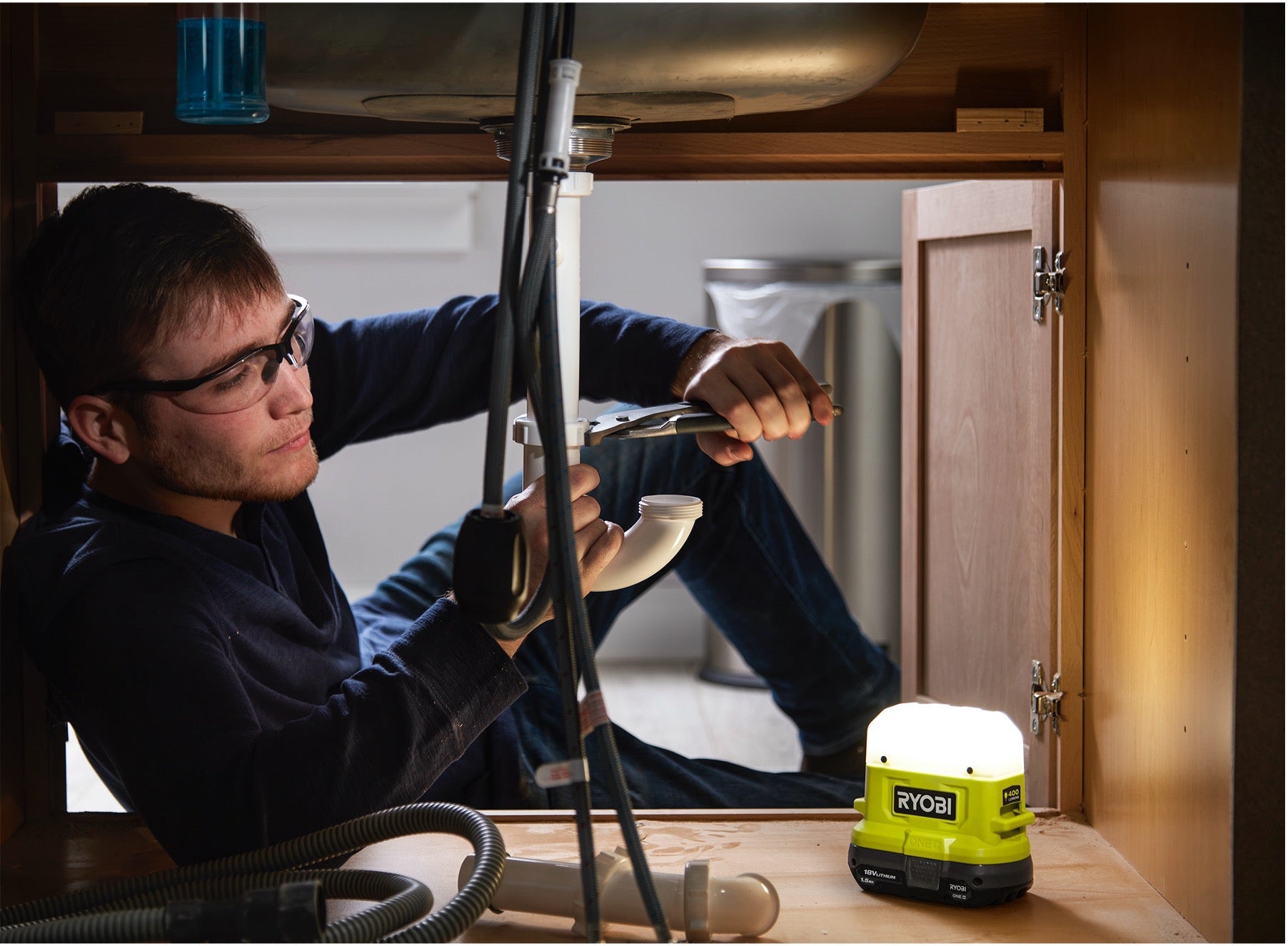 18V ONE+ LED Compact Area Light (Tool Only) – RYOBI Tools Canada